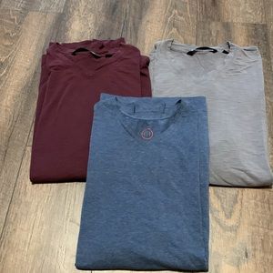!Bundle!!- 3 pack Travis Mathew Casual Vneck Tees, Large